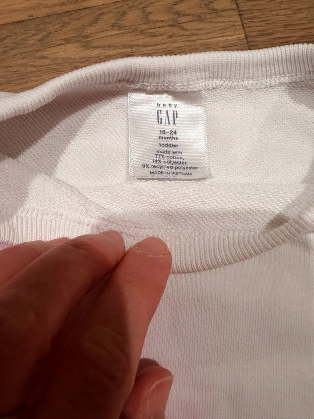 Gap toddler girl tie dye rainbow sweatshirt